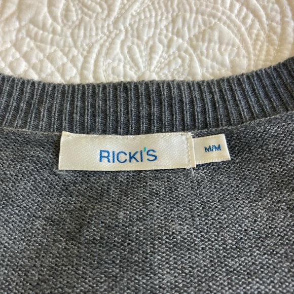 Ricki’s grey button cardigan in size M - Picture 5 of 7
